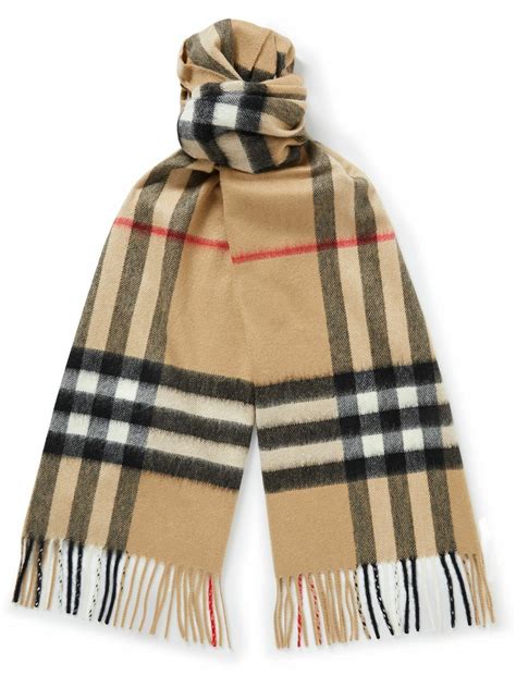 capi burberry scontati|burberry scarf.